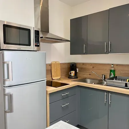 Dalikyda La Petite Apartment *